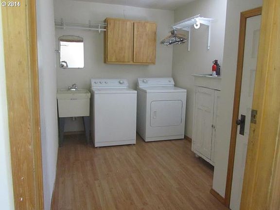 4th image of 208 S Holmes St