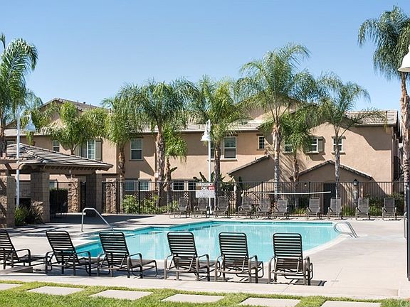 4th image of 36356 Grazia Way