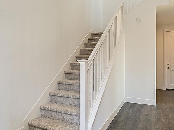5th image of 1742 Pedrozzi Cir