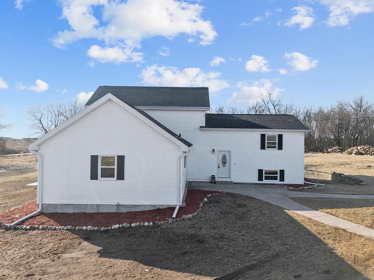 5429 BRODERICK ROAD, Omro, WI 54963 | MLS #50309790 | Zillow