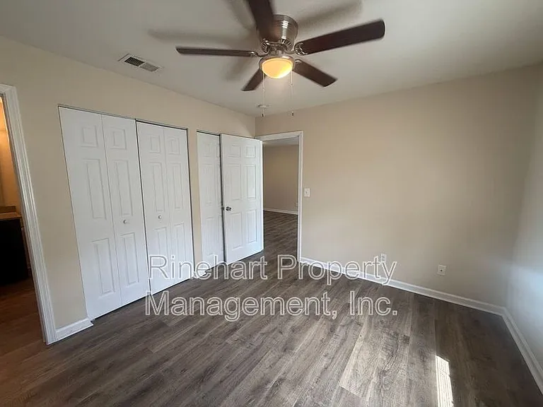 1656-H201 Eagles Pl — Photo 9