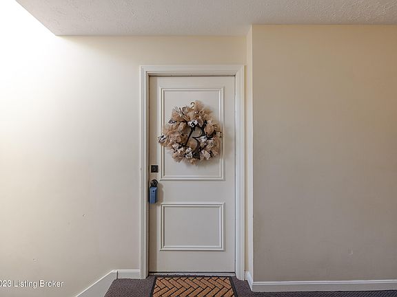 5th image of 311 Chanel Ct APT 2