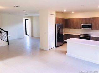 8067 NW 105th Ct, Doral, FL 33178