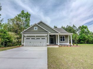 118 Dolphin Dr, Hampstead, NC 28443