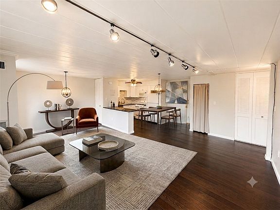 5th image of 5 Bayard Rd APT 706