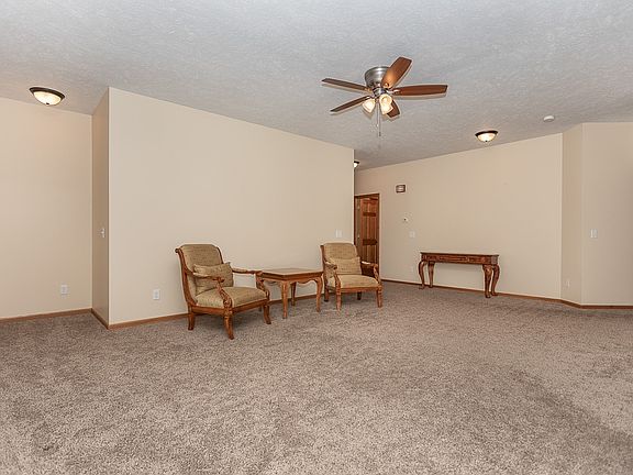 4th image of 7810 S 22nd Ave