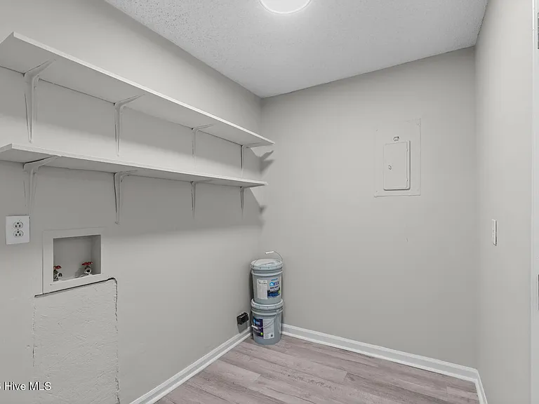 526 Myrtlewood Cir — Photo 9