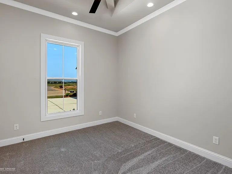 593 Corinth Cir — Photo 19