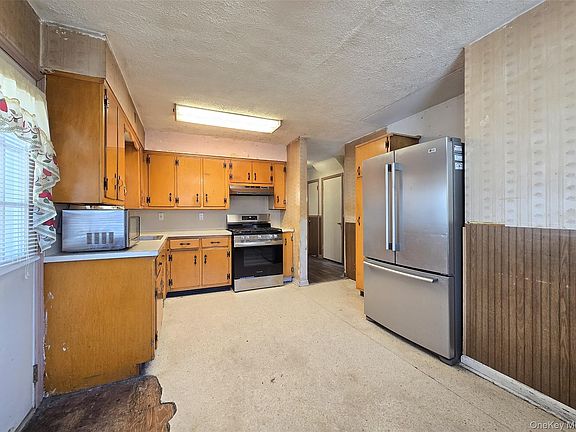 2nd image of 369 Woodfield Road