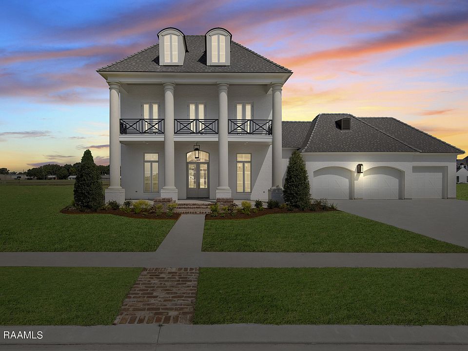 1st image of 306 Stony Trek Dr