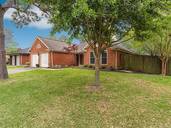 2nd image of 4402 Duesenberg Dr