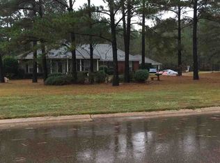 111 Wisteria Hill Dr, Flowood, MS 39232