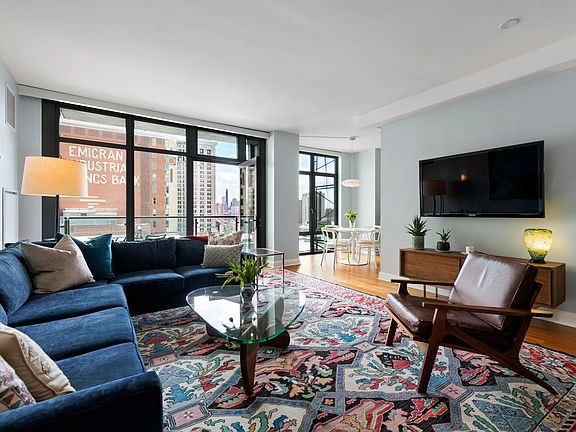 2nd image of 57 Reade St APT 14B