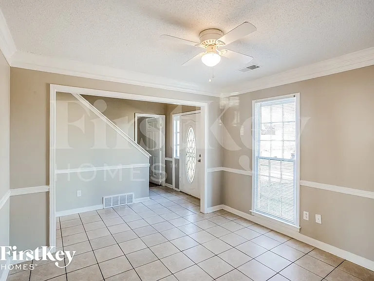 4644 Winter Park Dr — Photo 4