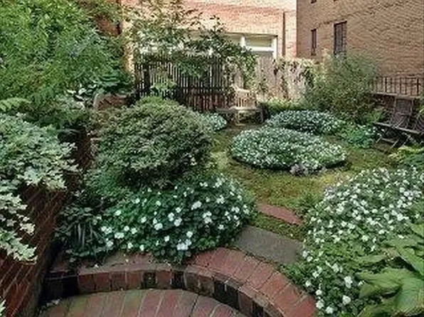 135 East 39th Street image 15 of 20