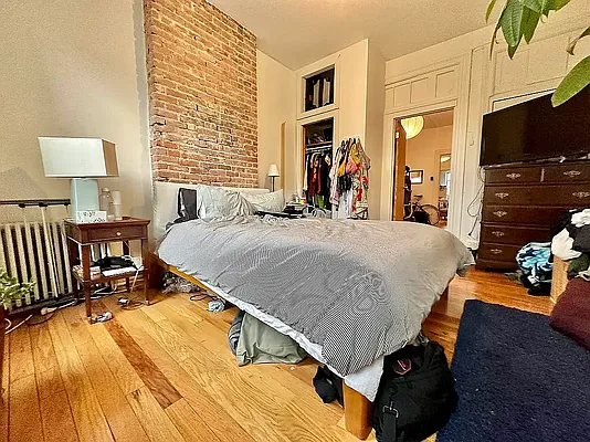 Rented by Outlive | media 2