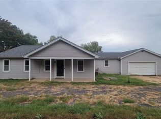 1207 Tinhouse Rd, Hillsboro, MO 63050