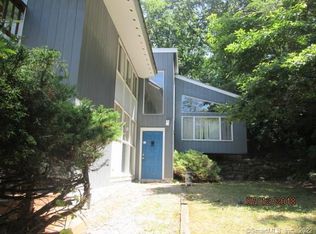 6 Berkeley Hl, Westport, CT 06880