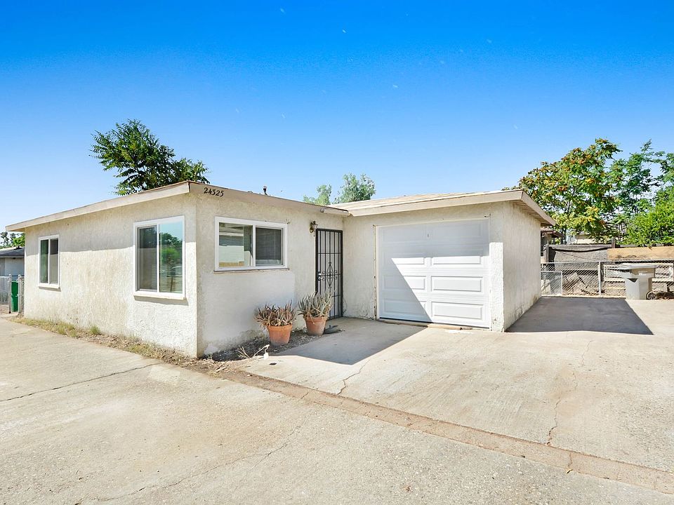1st image of 24323 Myers Ave #24325