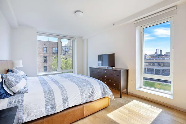 Sold by Compass | media 6