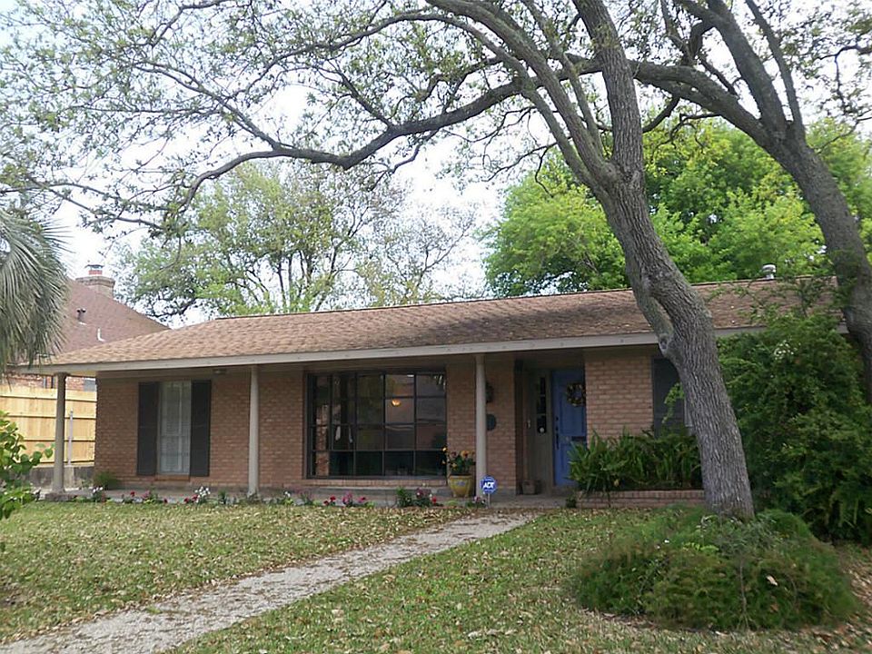 1st image of 1602 Driftwood Ln