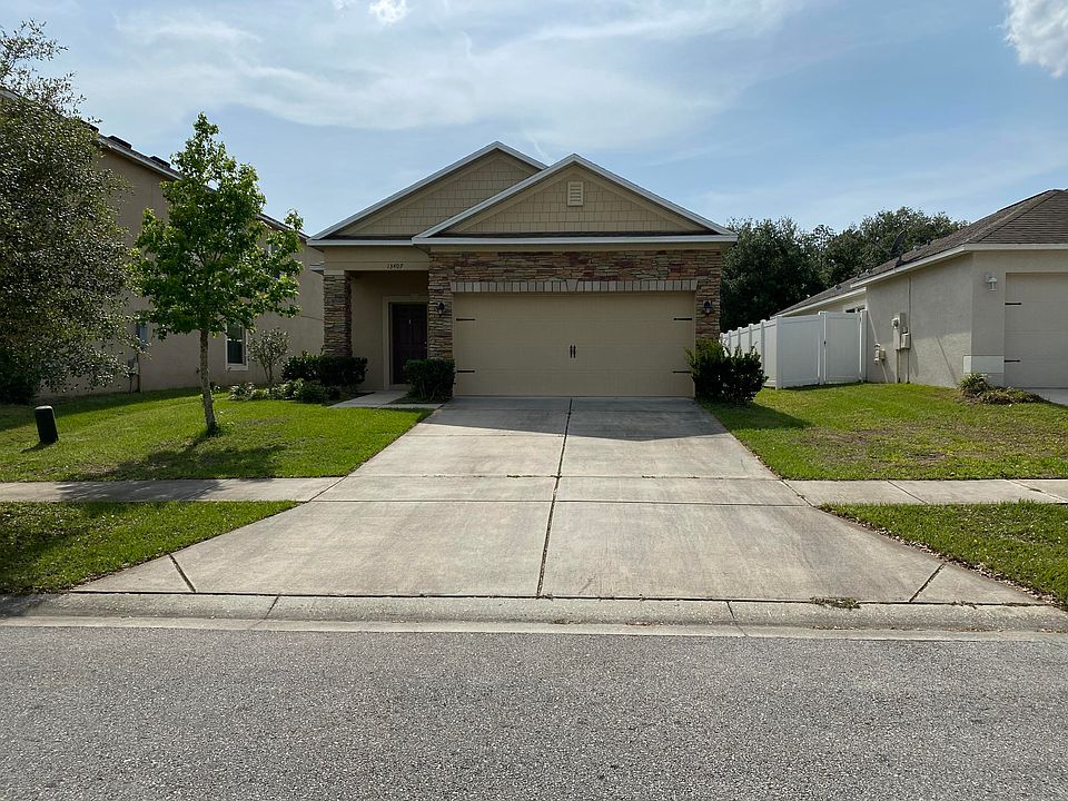 1st image of 13407 Waterford Castle Dr