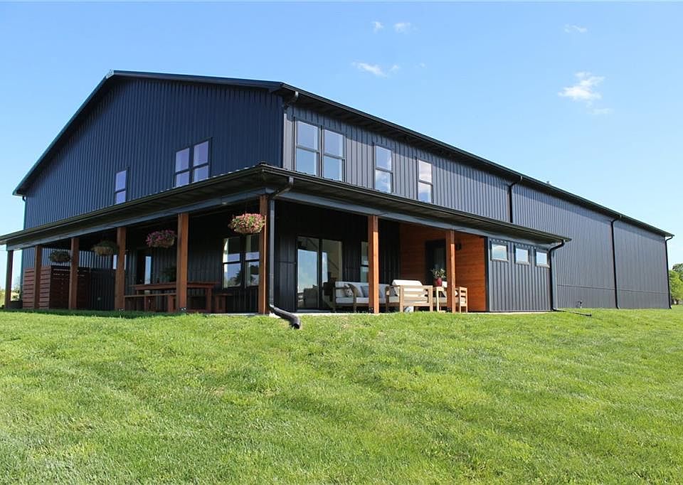 1st image of 25594 Somerset Rd