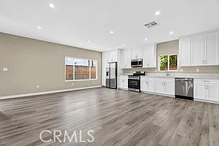 2 bed, 1175 sqft, $3,700 — Photo 4