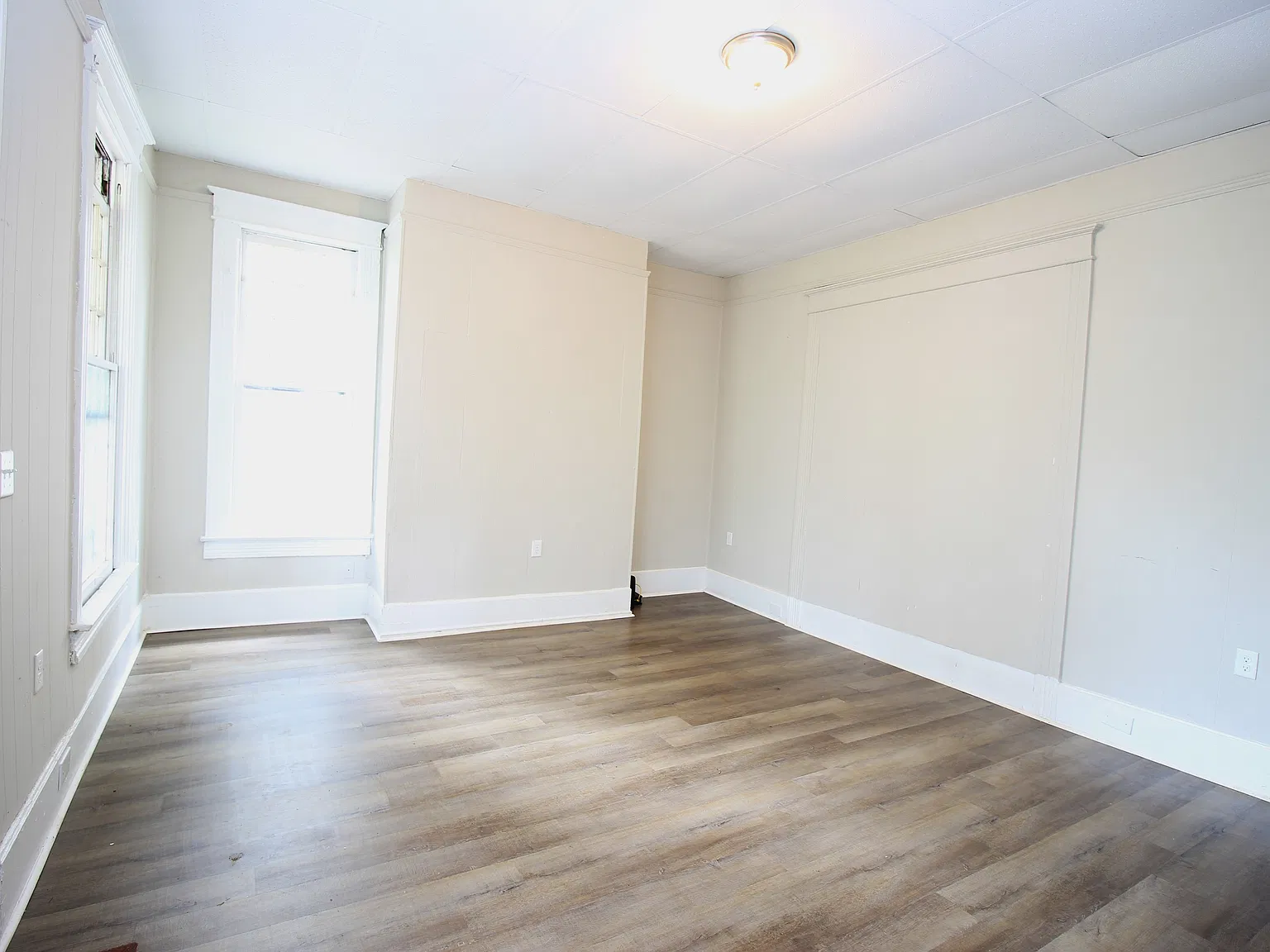 524 Fulton Avenue Southwest - 1 — Photo 2