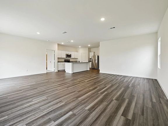 5th image of 4713 Harlequin Dr