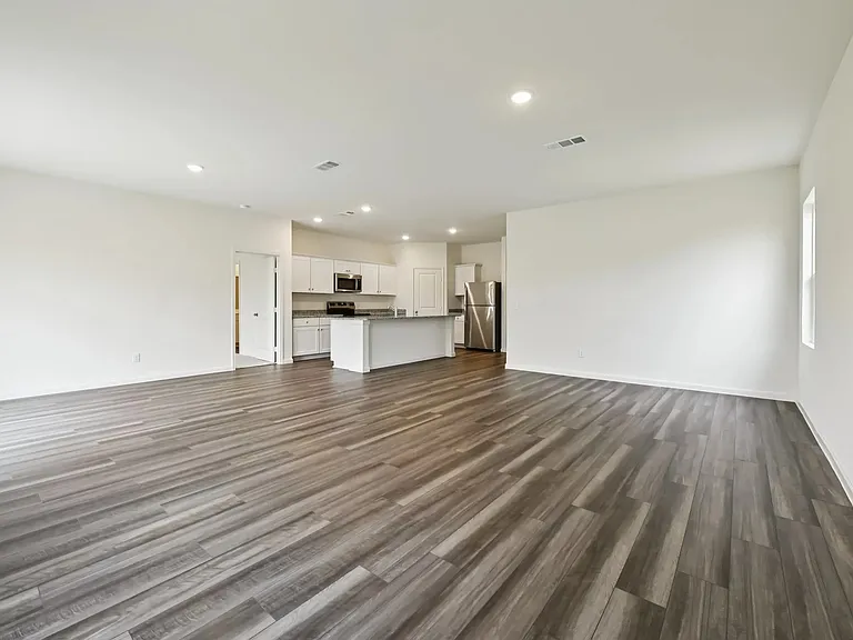 4713 Harlequin Dr — Photo 4