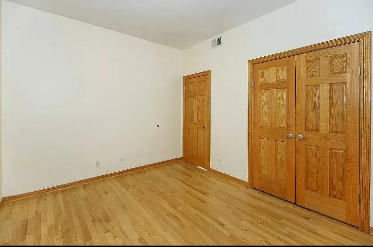 4904 N Drake Ave #2E — Photo 8