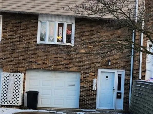 1304 Anna Ave, West Mifflin, PA 15122