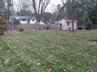 1921 Grant Rd, Arden Hills, MN 55112