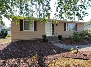 112 Rebecca Dr, Jordan, MN 55352