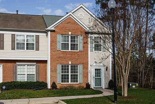 600 Canyon Lake Cir Photo 1
