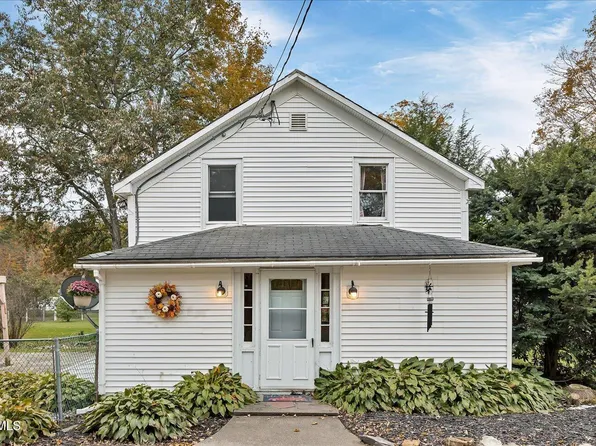 18 Mill Road, Greenwich, NY 12823