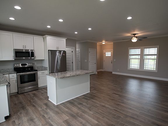 5th image of 111 Sheba Ct