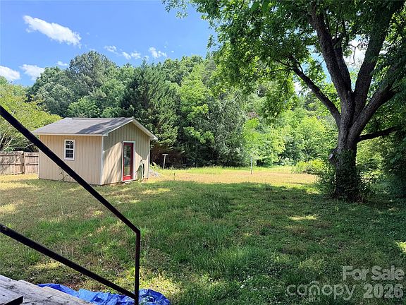 5th image of 2675 Long Ferry Rd