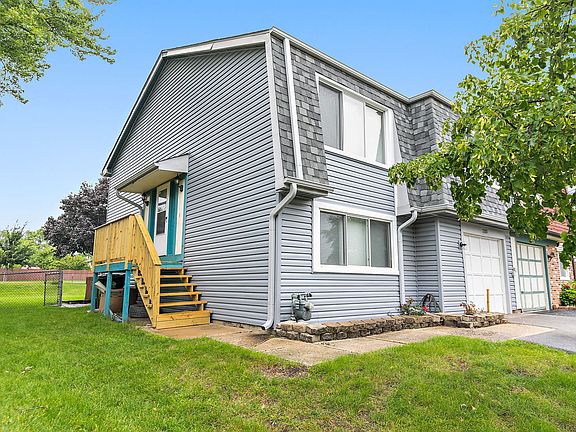 3rd image of 2183 Wildwood Ct