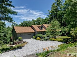 159 Divide Dr, Cashiers, NC 28717