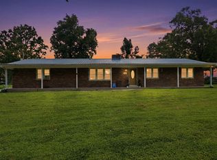 3990 State Hwy O, Dunnegan, MO 65640