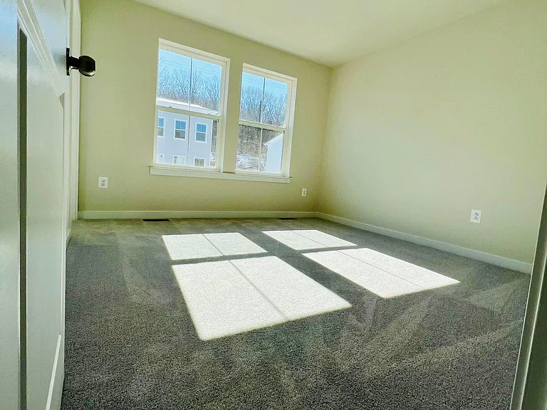 28 Shamrock Cir — Photo 18