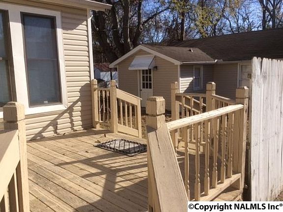 4th image of 1534 McKinley Ave NE