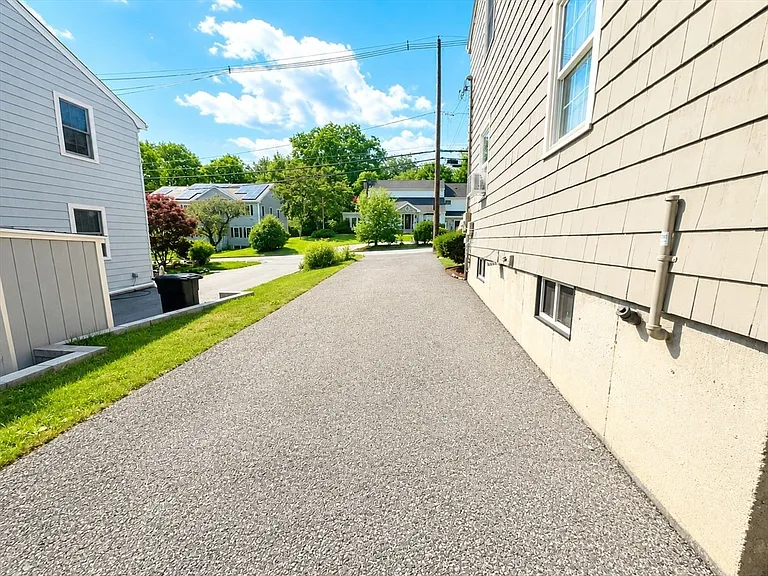 7 Ridge St #0 — Photo 27