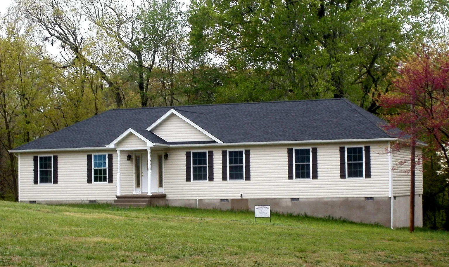 18499 18 Wheel Dr photo 1