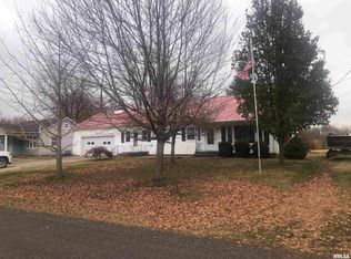 219 N Vermont St, Camp Point, IL 62320