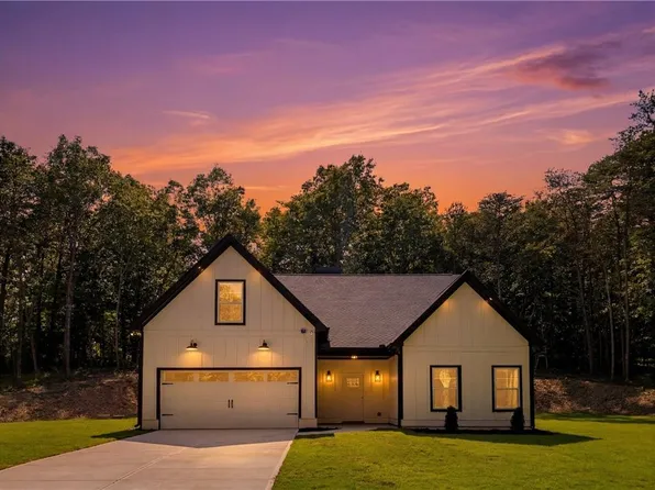 539 E Valley Rd NE, Rydal, GA 30171