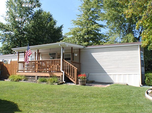 1st image of 250 Wellington Ln