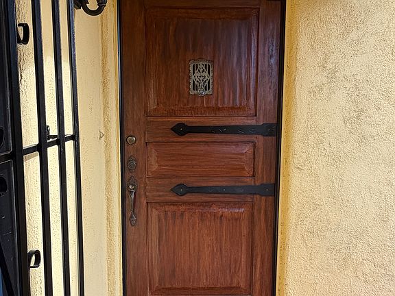 4th image of 3023 11th Ave